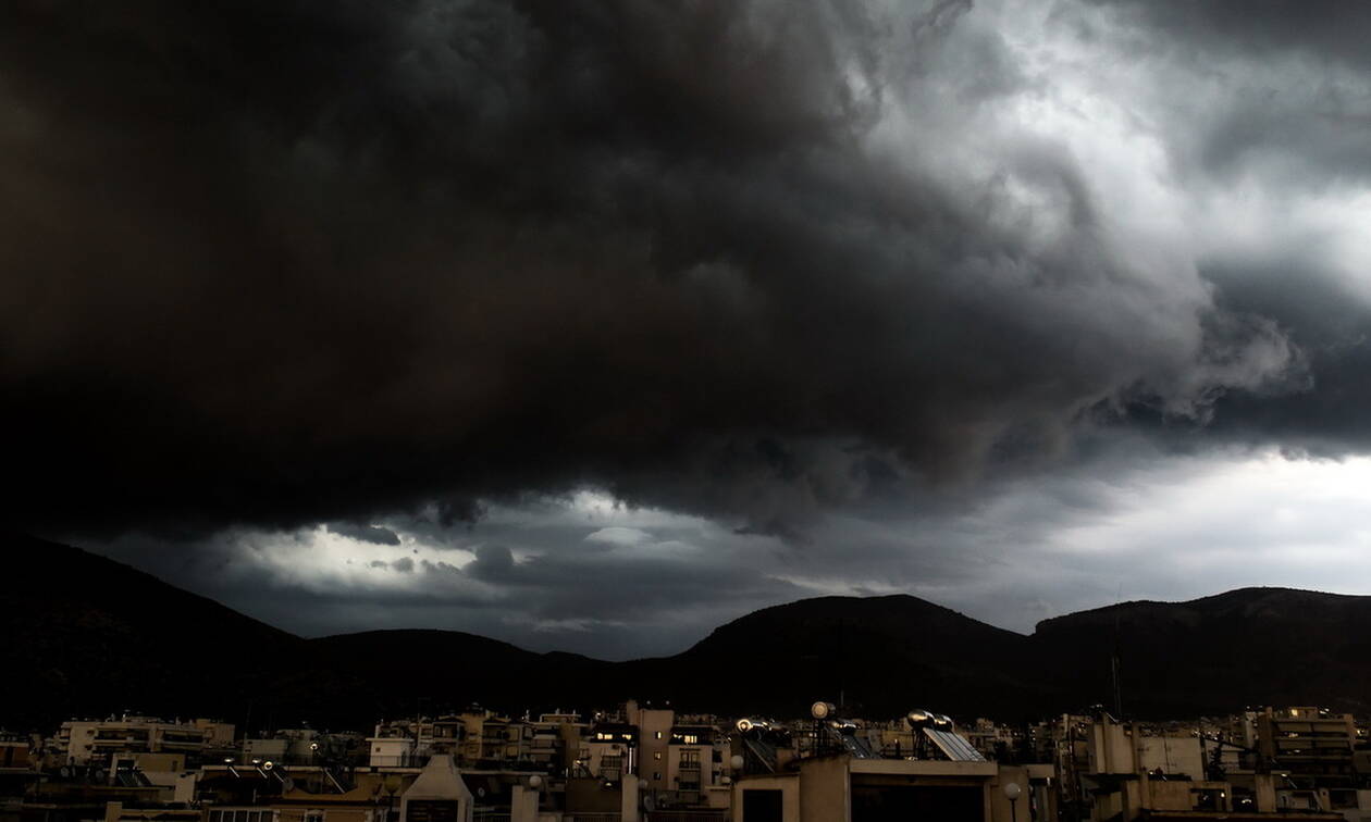 Έκτακτο δελτίο καιρού: Κακοκαιρία την Πέμπτη με καταιγίδες, νοτιάδες και σκόνη από την Αφρική