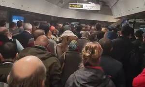 Συναγερμός στο Λονδίνο: Εκκενώθηκε σταθμός του Μετρό