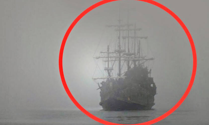 Πλοίο «φάντασμα» κόβει την ανάσα του κάμεραμαν (vid)