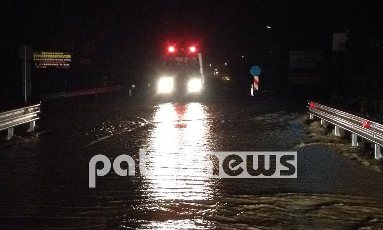 Κακοκαιρία: Σοβαρές πλημμύρες στον Πύργο – Ποτάμι ο κεντρικός δρόμος στο Λαμπέτι (pics)