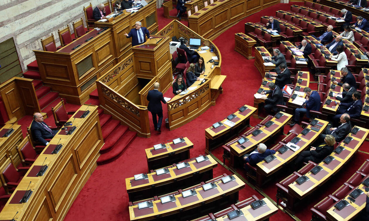 Αναθεώρηση Συντάγματος: Στην ολομέλεια η ποινική ευθύνη υπουργών και η ψήφος των Ελλήνων εξωτερικού