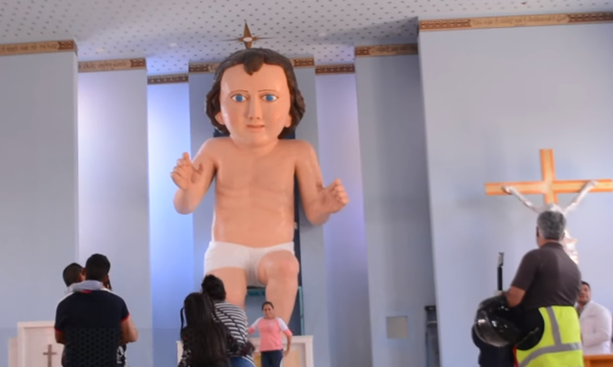 Μεξικό: Γιγάντιο άγαλμα του μωρού Ιησού χλευάζεται στο διαδίκτυο (photos+video)