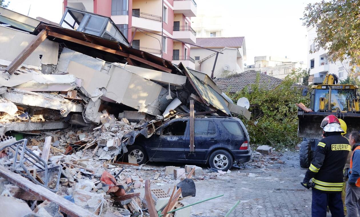 Σεισμός Αλβανία: Πληροφορίες για έξι νεκρούς – Εγκλωβισμένοι, καταστροφή και συντρίμμια