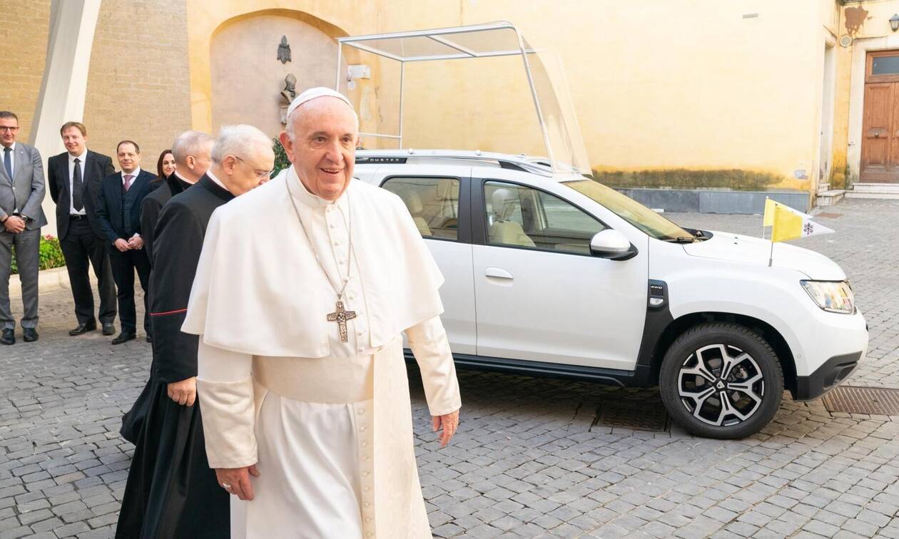 Το καινούργιο αυτοκίνητο του Πάπα είναι ένα τετρακίνητο Dacia Duster