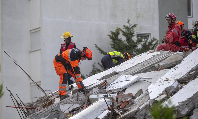 Σεισμός Αλβανία: Χάνονται οι ελπίδες για επιζώντες - Σταματούν οι έρευνες στα χαλάσματα