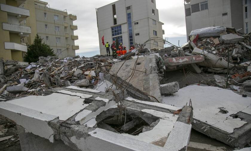 Σεισμός Αλβανία: Στους 50 ο αριθμός των νεκρών - 10.000 άνθρωποι έμειναν στο δρόμο