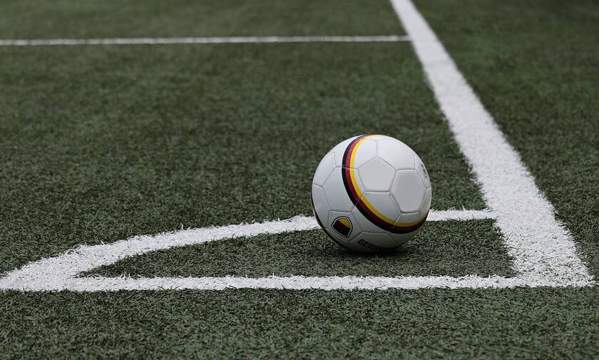Θρήνος για γνωστό ποδοσφαιριστή: Πέθανε η 2χρονη κορούλα του (photos)