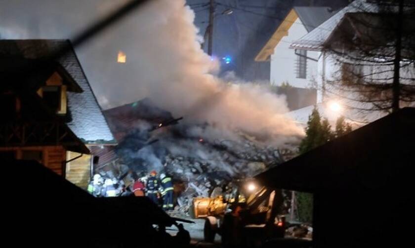 Πολωνία: Τέσσερις νεκροί μετά την κατάρρευση σπιτιού λόγω έκρηξης από διαρροή αερίου 