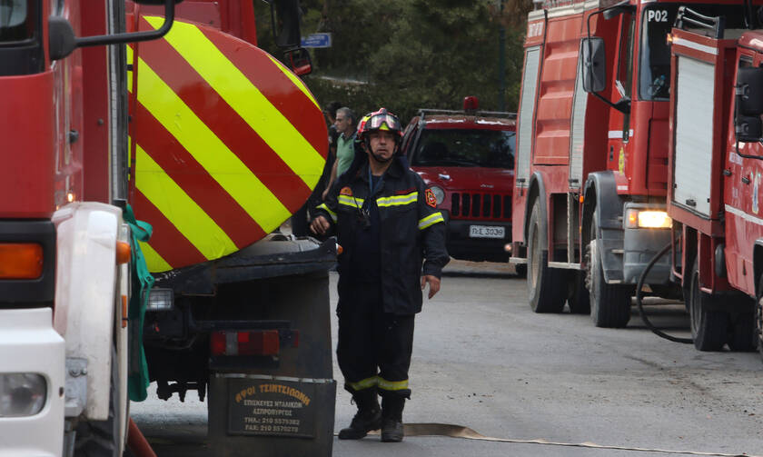 Θεσσαλονίκη: Φωτιά σε διαμέρισμα - 63χρονος βγήκε στο μπαλκόνι για να σωθεί