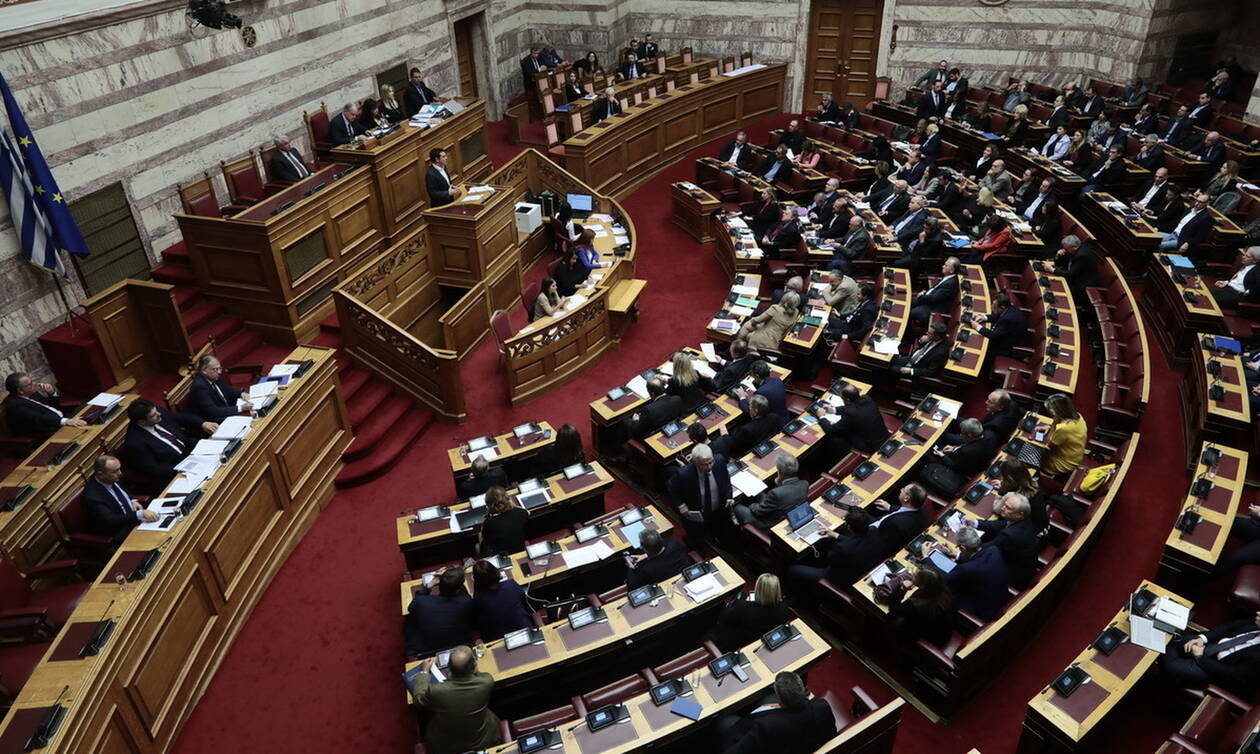 Με ιστορική πλειοψηφία εγκρίθηκε το νομοσχέδιο για την ψήφο των Ελλήνων του εξωτερικού