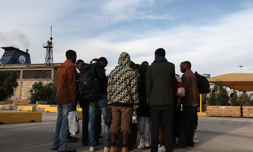 «Λαβράκι» της ΕΛΑΣ: Με 6.000 ευρώ τους πήγαιναν Ιταλία – Πώς δρούσε το κύκλωμα διακίνησης μεταναστών