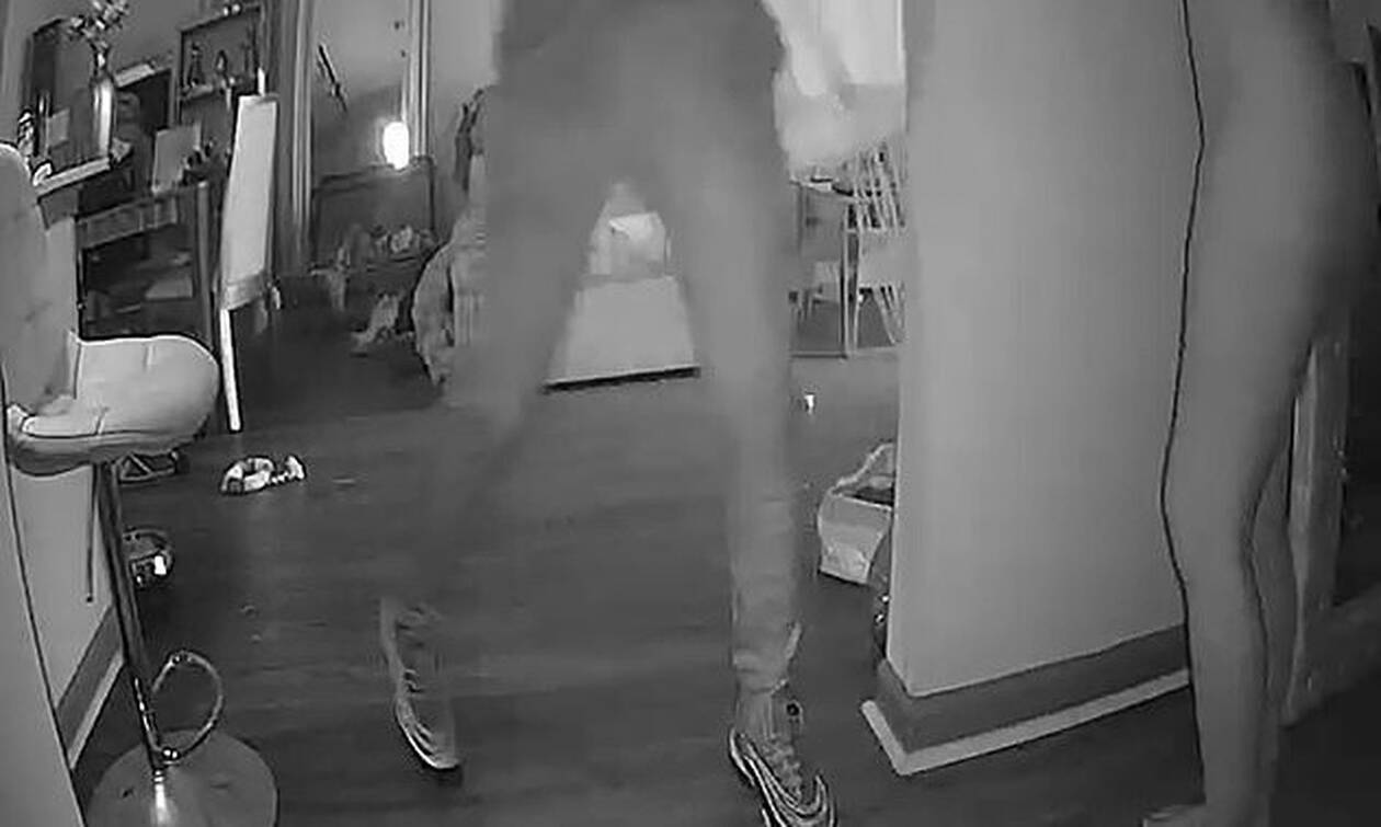 Ένοπλος κλέφτης εισέβαλε στο σπίτι μοντέλου τη στιγμή που κοιμόταν γυμνή (photos+video)