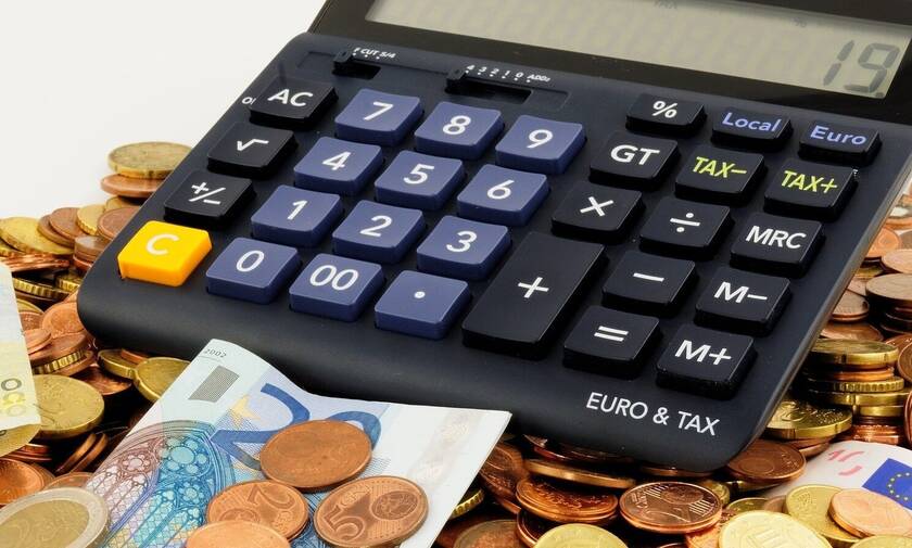 Γεράγγελου στο Newsbomb.gr:«Πώς ωφελούνται μισθωτοί και συνταξιούχοι από τη μείωση της φορολογίας»