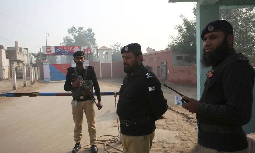 Πακιστάν: Καθηγητής πανεπιστημίου καταδικάστηκε σε θάνατο δι' απαγχονισμό για βλασφημία