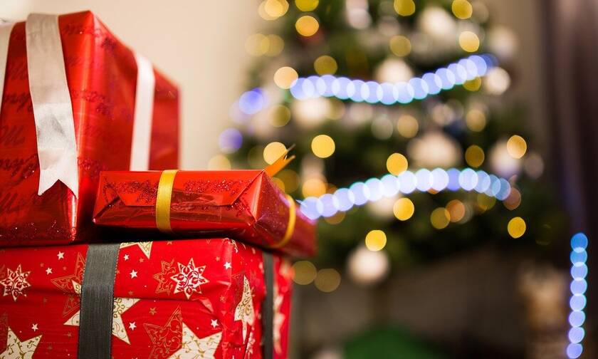 Χριστούγεννα: Της έδωσαν το «χειρότερο» δώρο και η αντίδραση της έχει γίνει viral