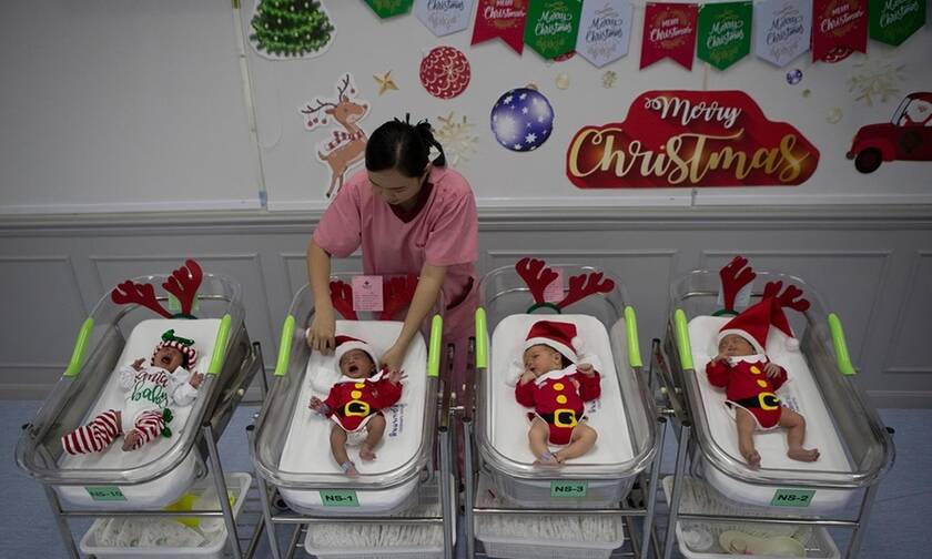 Χριστούγεννα: Τα σπανιότερα γενέθλια – Γιατί γεννιούνται λιγότερα μωρά από κάθε άλλη μέρα του χρόνου