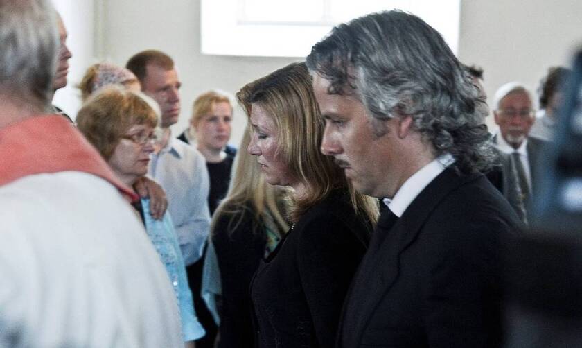 Ari Behn: Author and Norway princess's ex-husband dies aged 47