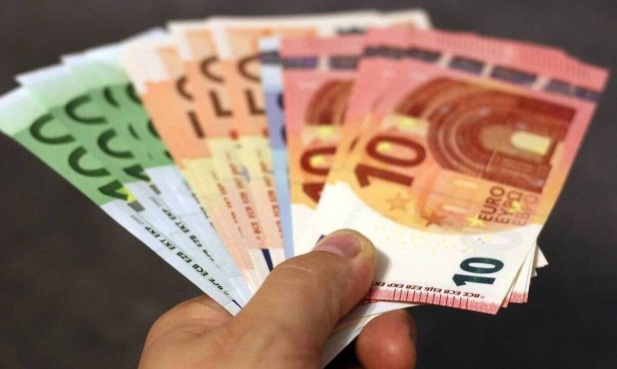 Κοινωνικό μέρισμα 2019: Πότε θα μπουν στο λογαριασμό σας τα 700 ευρώ - Τι ισχύει για τις ενστάσεις