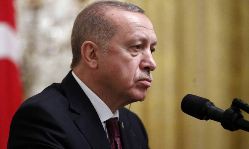 Χαμός με Ερντογάν: «Χαστούκι» μέσα στην τουρκική βουλή - «Τι δουλειά έχουμε στη Λιβύη;»