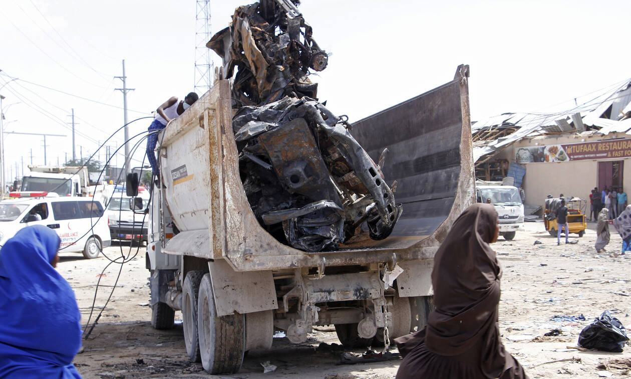 Σομαλία: Η τζιχαντιστική οργάνωση Σεμπάμπ ανέλαβε την ευθύνη για την πολύνεκρη επίθεση του Σαββάτου