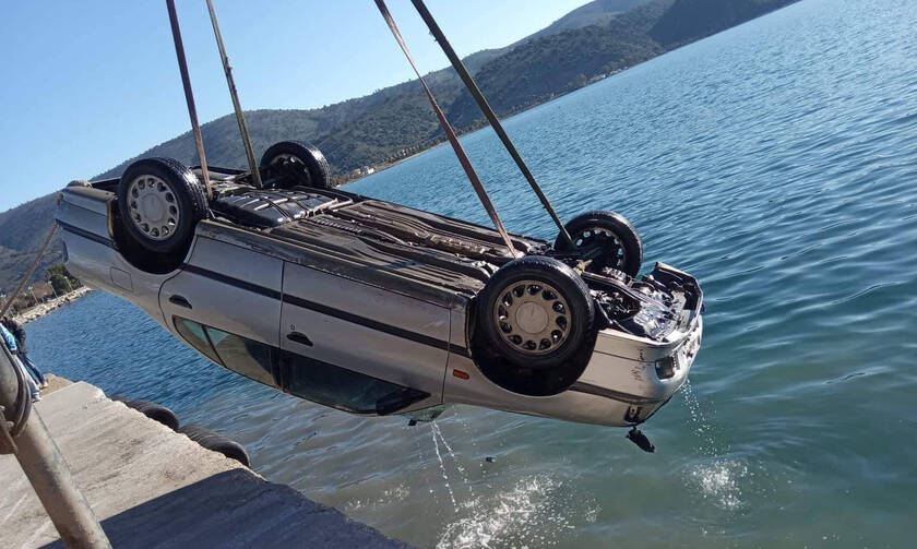 Αστακός: Αυτοκίνητο έπεσε στο λιμάνι – Απίστευτες εικόνες (pics)
