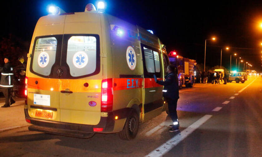ΤΩΡΑ: Τροχαίο στην Αθηνών - Λαμίας - Σφοδρή σύγκρουση φορτηγού με αυτοκίνητο