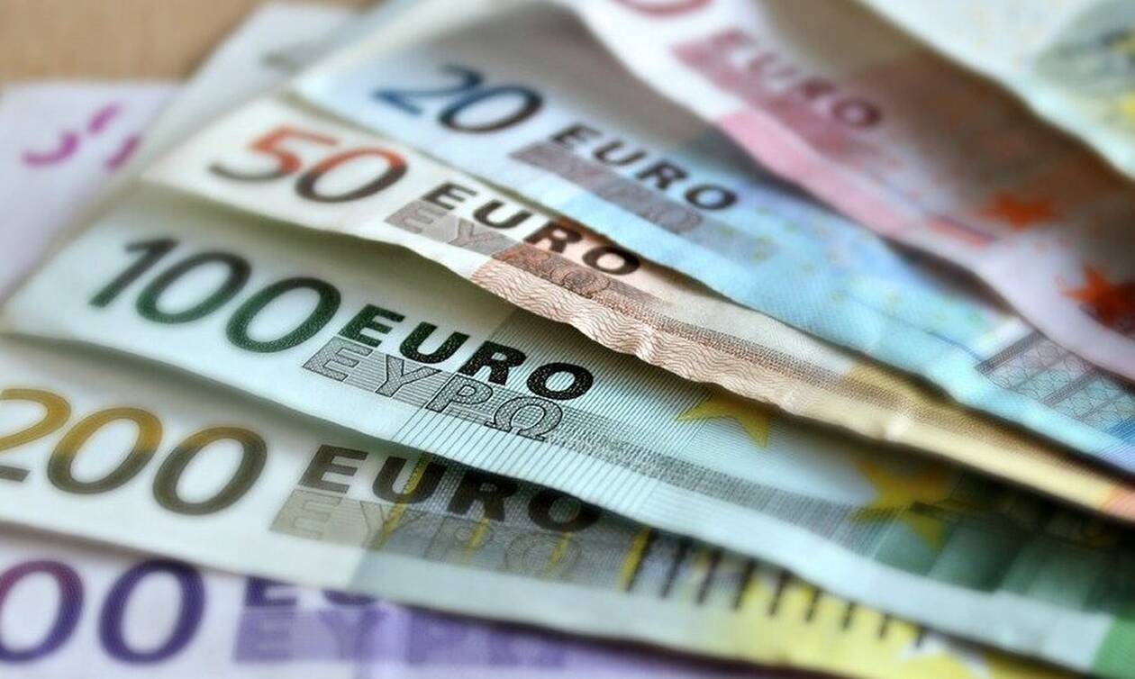 ΟΠΕΚΑ: Ποιοι υπερήλικες δικαιούνται επίδομα 360 ευρώ