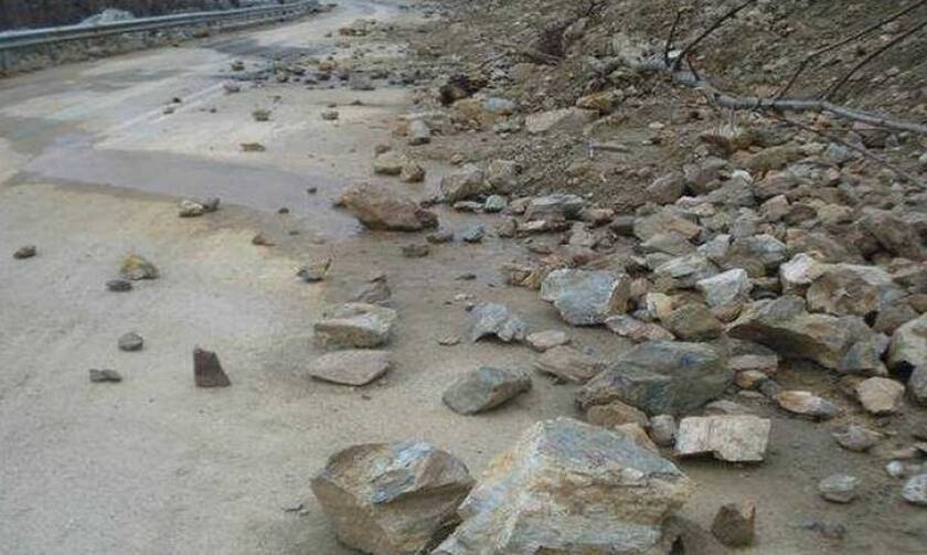 Χανιά: Κλειστός ο επαρχιακός δρόμος Καστέλι-Σφηνάρι-Κάμπος λόγω εκτεταμένης κατολίσθησης