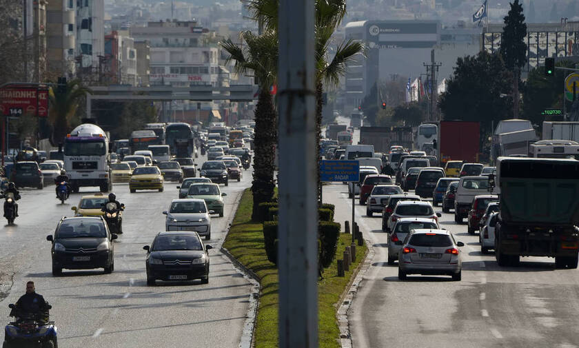 «Κόλαση» στον Κηφισό: Ουρές χιλιομέτρων – Ποιους δρόμους της Αθήνας να αποφύγετε