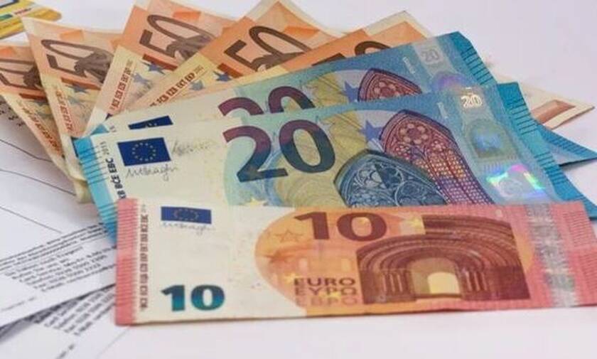 Συντάξεις: Ποιοι θα πάρουν 200 ευρώ αύξηση - Πότε θα δοθούν τα αναδρομικά
