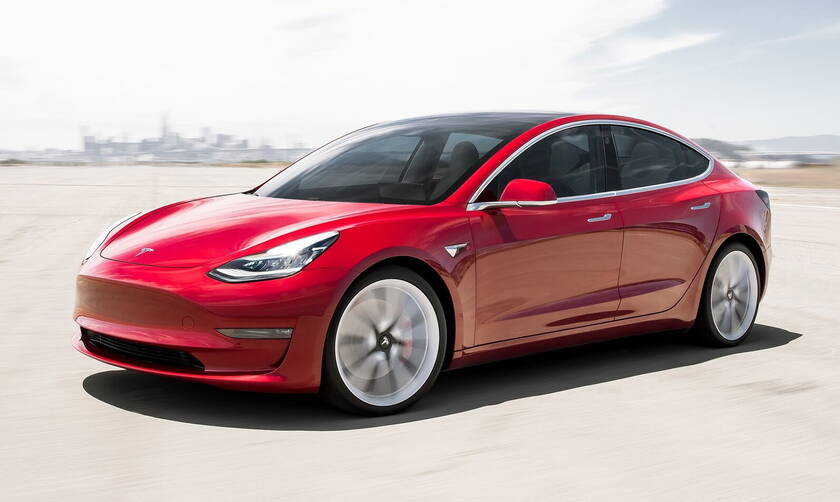 Tesla: Aυτός που θα «χακάρει» το Model 2 θα πάρει 500.000 δολάρια και το αυτοκίνητο