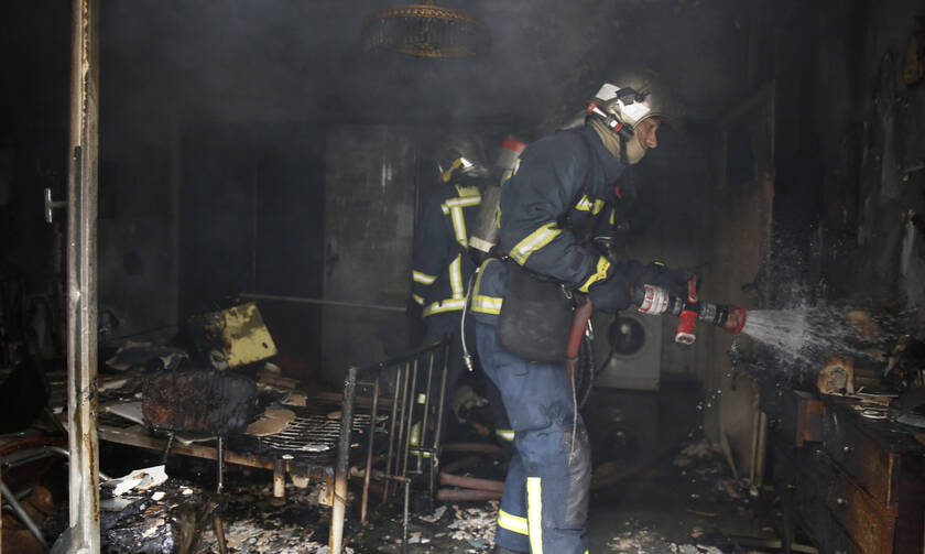 Τραγωδία στου Ρέντη: Νεκρός από φωτιά σε εγκαταλελειμμένο κτήριο