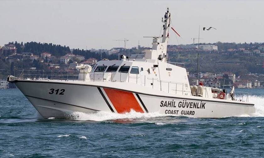 Νέα παρενόχληση Ελλήνων ψαράδων: Τούρκοι λιμενικοί  έκλεψαν παραγάδια αλιευτικού (vid)