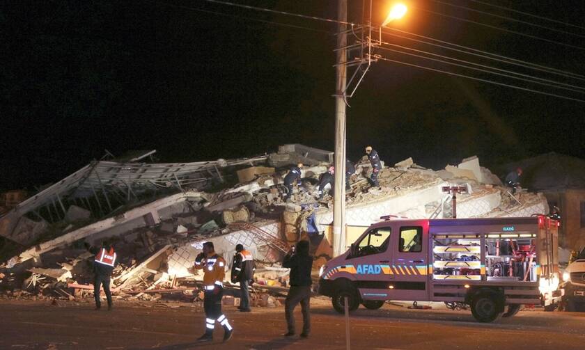 Σεισμός Τουρκία: Τουλάχιστον 18 νεκροί - Ξεπερνούν τους 500 οι τραυματίες