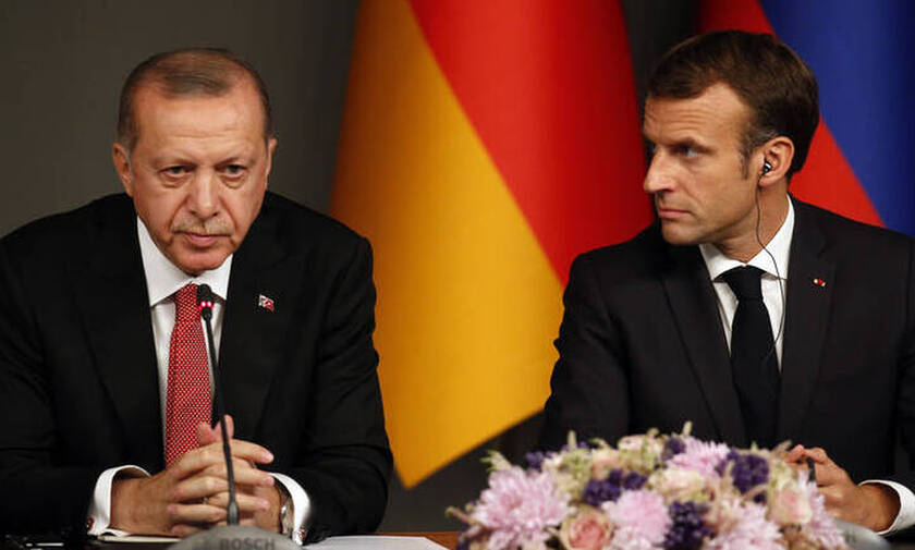Ερντογάν σε Μακρόν: Η Γαλλία υπεύθυνη για τα προβλήματα στη Λιβύη