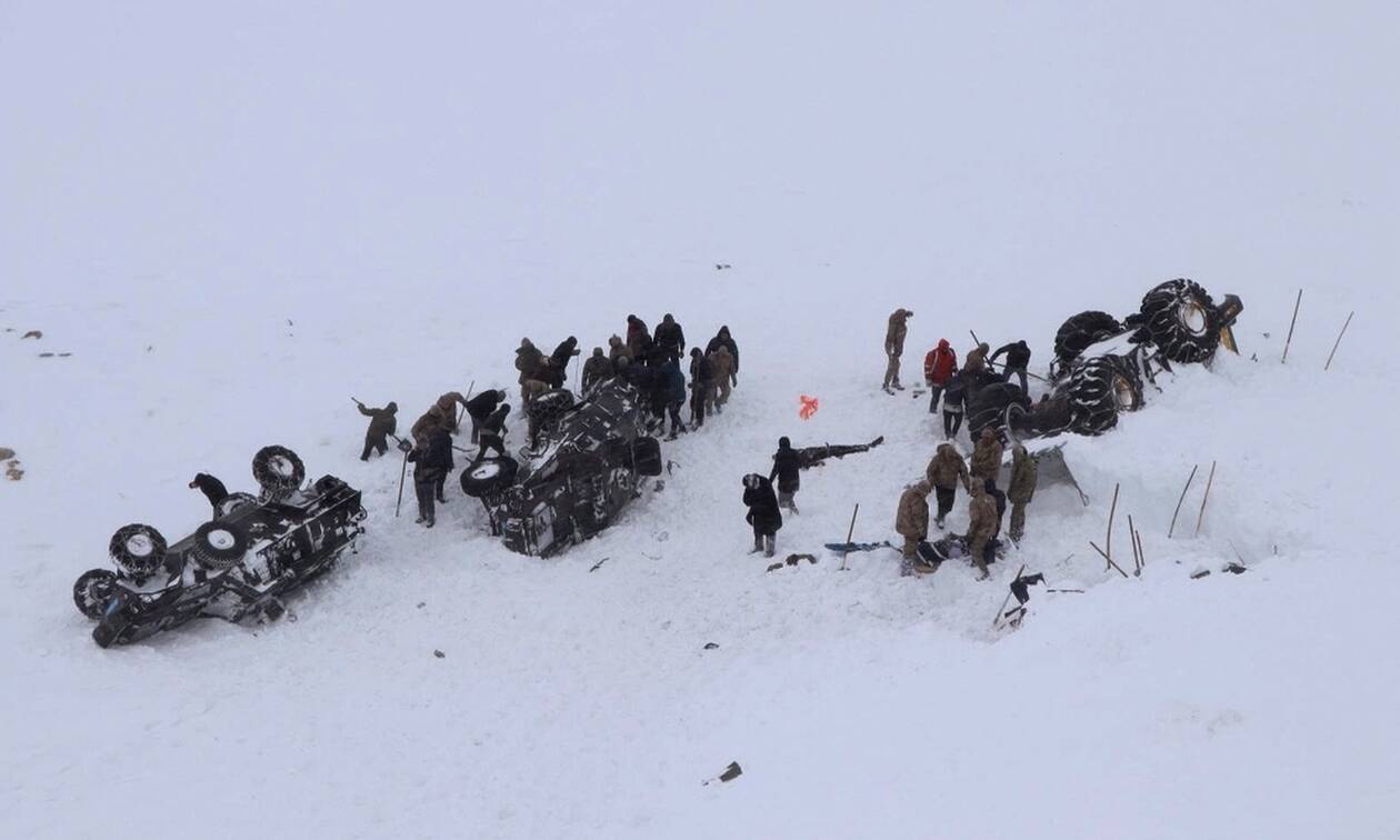 Τουρκία: Αυξάνεται συνεχώς ο αριθμός των νεκρών από τις χιονοστιβάδες - Δίνουν μάχη οι διασώστες