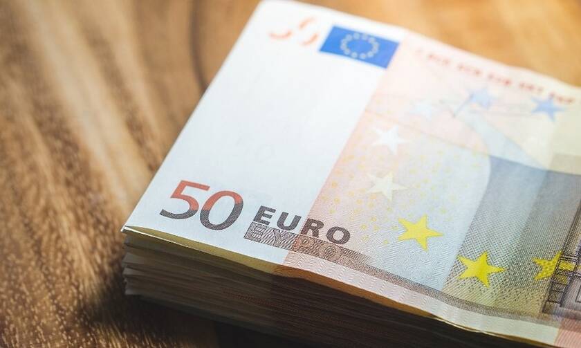 ΟΑΕΔ: Είσαι άνεργος; Δες αν δικαιούσαι επίδομα έως 720 ευρώ