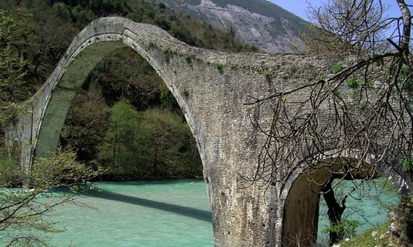 Το γεφύρι της Πλάκας: Το μεγαλύτερο μονότοξο γεφύρι των Βαλκανίων