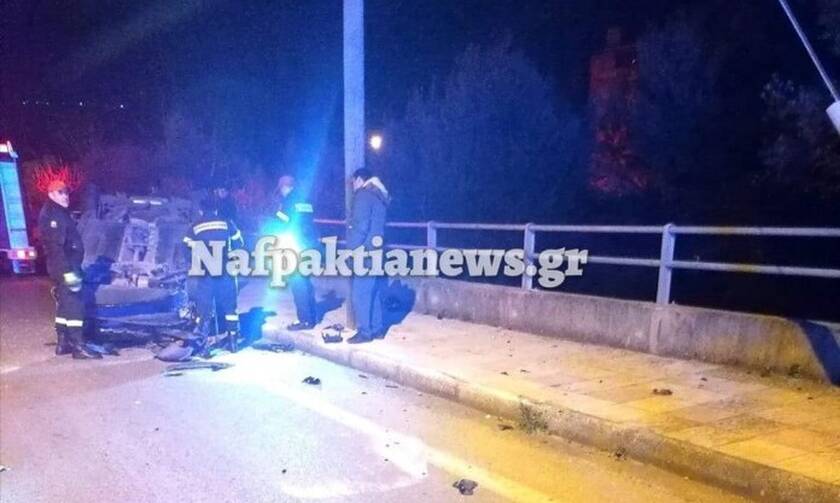 Σοβαρό τροχαίο στη Ναύπακτο: Αυτοκίνητο ντελαπάρισε και εγκλωβίστηκαν οι επιβάτες