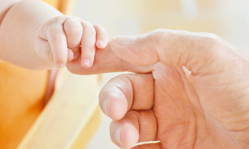 Επίδομα γέννας: Πώς θα κάνετε την αίτηση στο epidomagennisis.gr