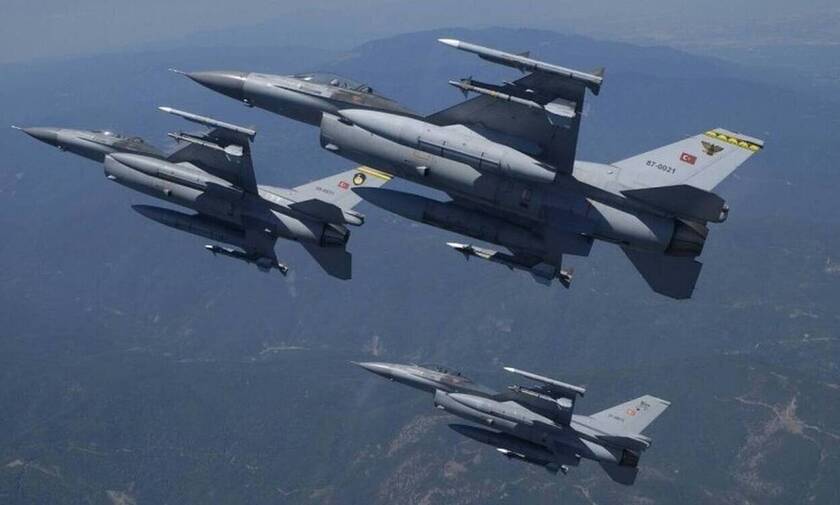 A pair of Turkish F-16 infringe Athens FIR