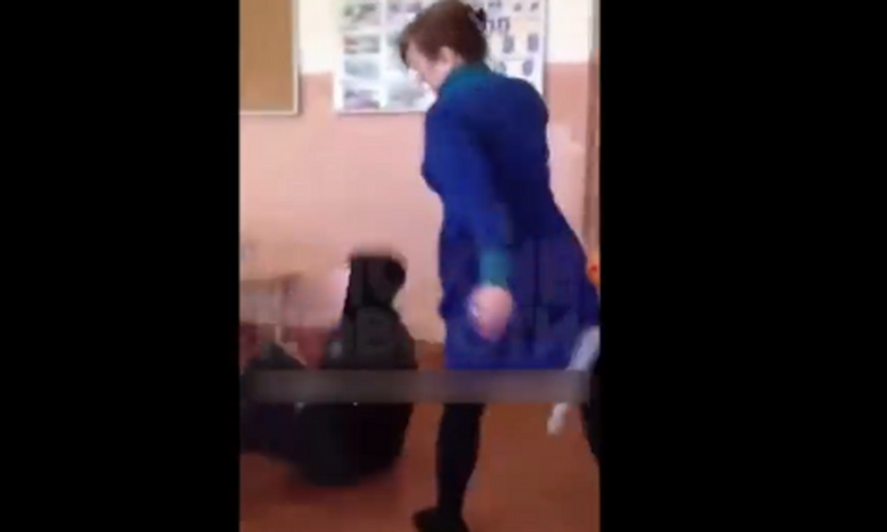 ΣΟΚ σε σχολείο: Καθηγήτρια τράβηξε την καρέκλα σε μαθητή – Δείτε τι της έκανε