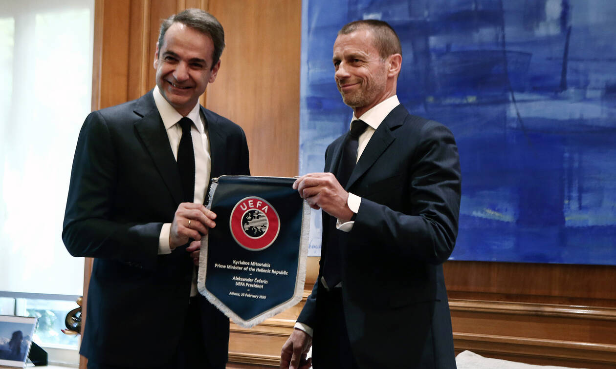 Έπεσαν οι υπογραφές στο μνημόνιο για το ποδόσφαιρο: Τι προβλέπει η συμφωνία με UEFA και FIFA