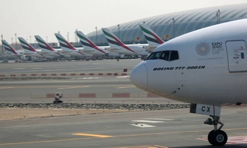 Θρίλερ στον αέρα με Boeing 777: Ράγισε το τζάμι του πιλοτηρίου