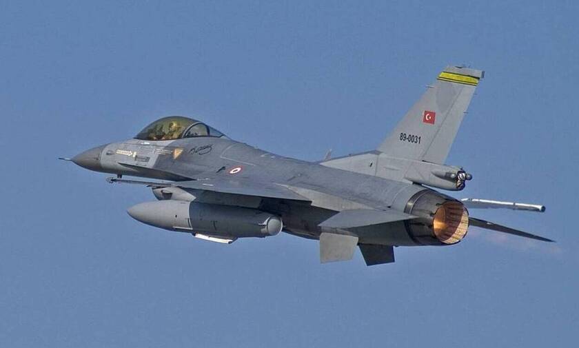 Αιγαίο: Υπερπτήσεις τουρκικών F-16 πάνω από Οινούσσες, Παναγιά και Χίο