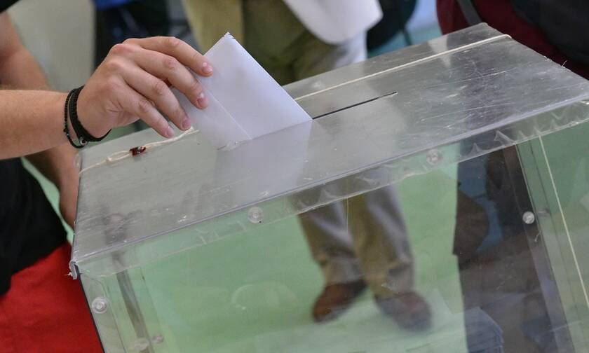 Νέα δημοσκόπηση: Τι λένε οι πολίτες για Έβρο, κοροναϊό και πρόθεση ψήφου – Αποκαλυπτικά στοιχεία