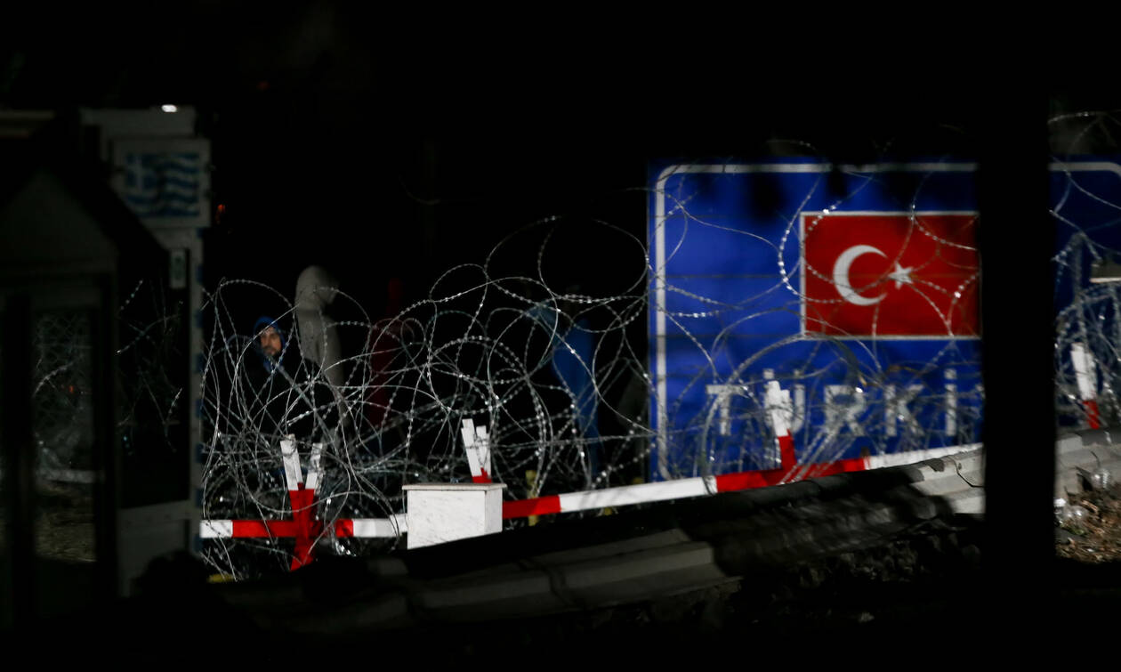 Η Τουρκία εκτός ελέγχου: Μας είπαν ναζί, μας εμβόλισαν και πέταξαν πάνω από τον Έβρο 