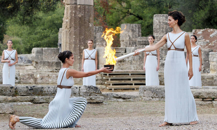 Κοροναϊός : Δείτε LIVE την τελετή αφής της Ολυμπιακής Φλόγας