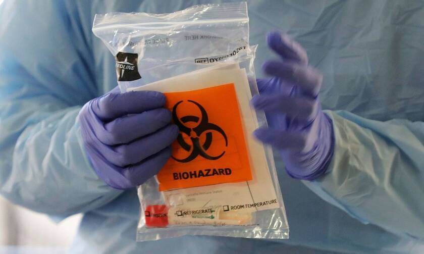 Κορονοϊός: «Μάχη» με το χρόνο δίνουν οι επιστήμονες για το εμβόλιο κατά του ιού