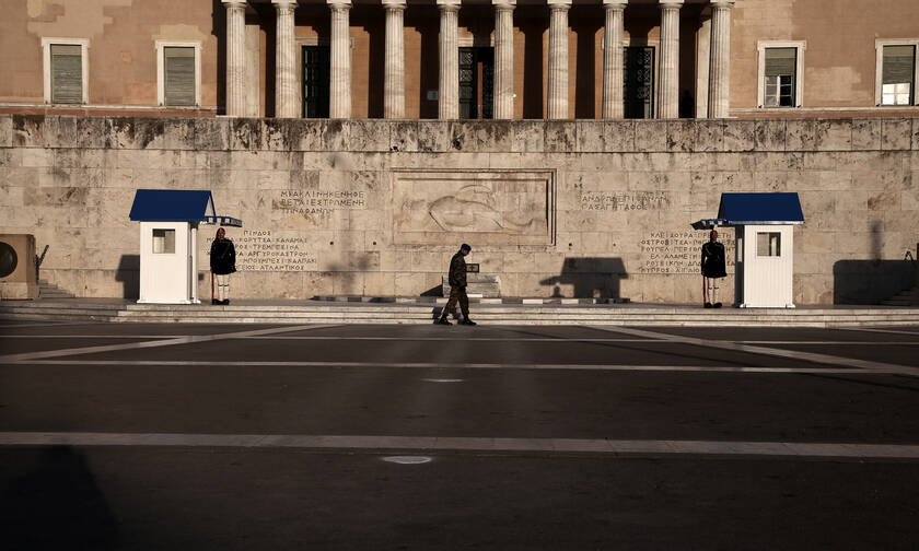 Κορονοϊός στην Ελλάδα - Απαγόρευση κυκλοφορίας: Κοντά στην έσχατη λύση η κυβέρνηση